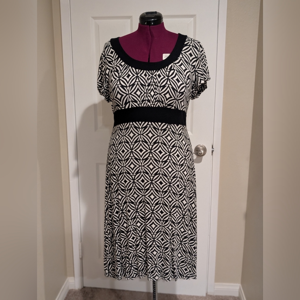 Apt. 9 Black and White Patterned Dress